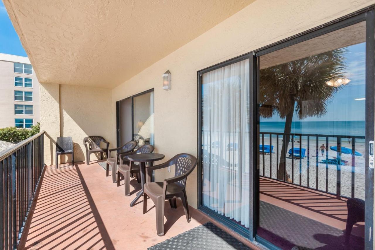 104 Las Brisas Condo St. Pete Beach Extérieur photo